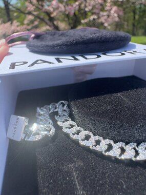 pandora bracelet
